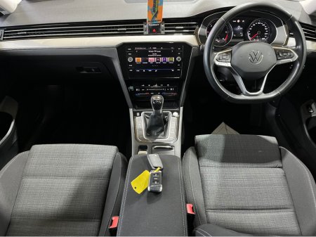 2022 Volkswagen Passat 2.0TDI Business / FINANCE AVAILABLE €19,950 thumbnail