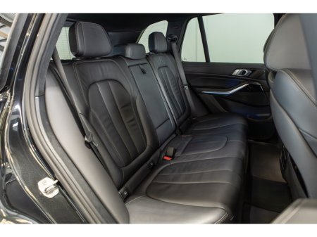 2022 BMW X5 xDrive45e M Sport €62,950 thumbnail