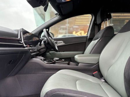 2024 Kia Sportage HEV Anniversary Edition €39,995 thumbnail