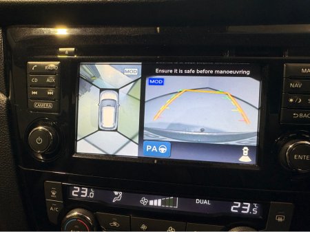 2016 Nissan X-Trail 4x4  TEKNA 4WD - LEATHER €10,950 thumbnail