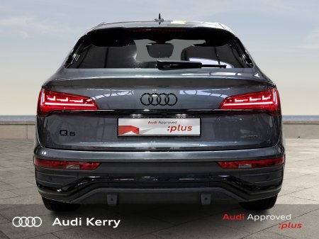2024 Audi Q5 SPORTBACK 2.0 40TDI 204BHP QUATTRO S-LINE BLACK EDITON AUTOMATIC €75,995 thumbnail