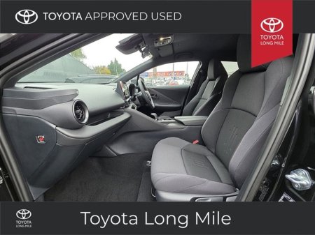 2024 Toyota C-HR 1.8 Hybrid Sport 5dr €34,949 thumbnail