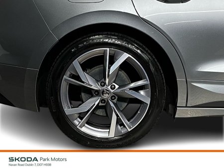 2024 Skoda Enyaq Sportline IV 80 - Crystal Grille - Reversing Camera - Ambient Lighting - Sat Nav - Climate Control - Heated Seats - Keyless Start - Apple CarPlay/Android Auto €41,950 thumbnail