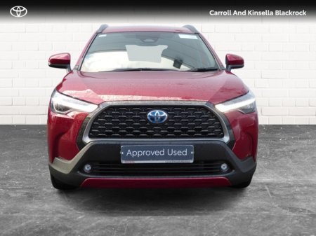 2025 Toyota Corolla Cross Hybrid Sport €39,950 thumbnail