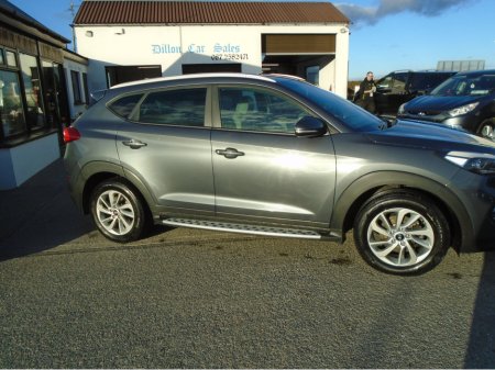 2017 Hyundai Tucson 1.7 EXECUTIVE 5DR €15,600 thumbnail