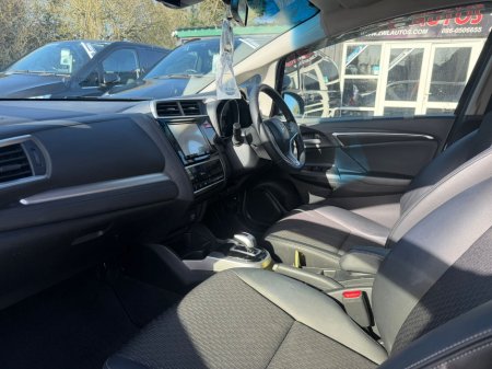 2017 Honda Fit - thumbnail 14