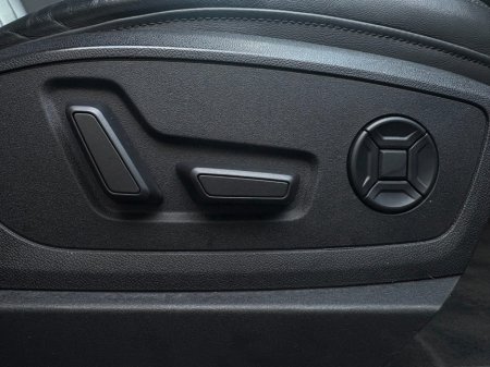 2021 Audi e-tron - thumbnail 18