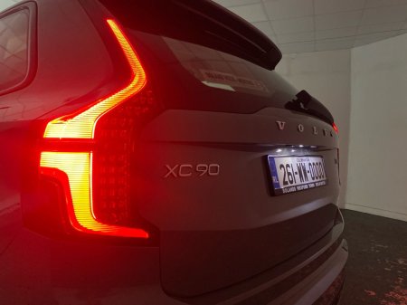 2026 Volvo XC90 - thumbnail 7