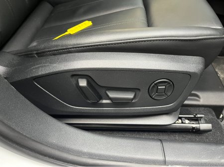 2024 Audi A3 €32950! 2024 AUDI A3 LEATHER 30TFSI SPORTBACK ADVANCED 1.0 AUTOMATIC / CRUISE CONTROL / REVERSE CAMERA / ELECTRIC HEATED SEATS / APPLE CARPLAY €32,950 thumbnail