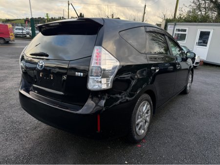 2014 Toyota Prius 141 // 7 SEATER €14,450 thumbnail