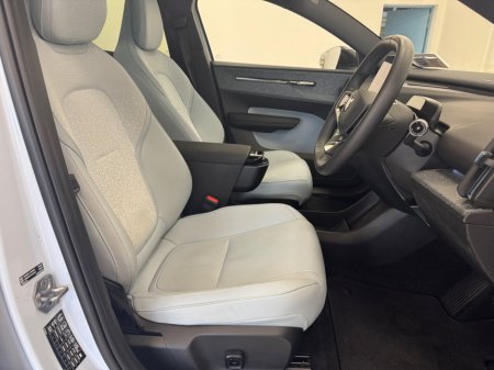 2024 Volvo EX30 Twin Motor BEV 428hp Ultra €37,950 thumbnail