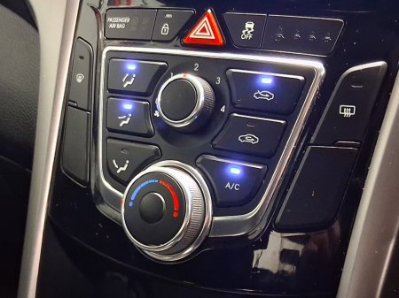 2014 Hyundai i30 - thumbnail 12