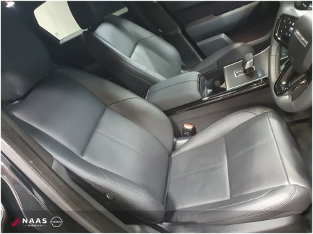 2025 Land Rover Range Rover Velar DYNAMIC SE PHEV €73,945 thumbnail