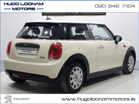 2016 MINI One 1.2 3DR ONE €9,995