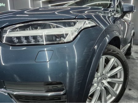 2019 Volvo XC90 - view 2