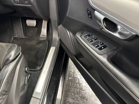 2018 Volvo S90 - thumbnail 11