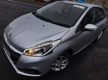 2017 Peugeot 208 1.2 PureTech 82bhp Active 3 dr €8,650 thumbnail