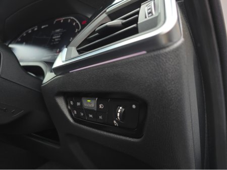 2021 BMW 3 Series - thumbnail 16