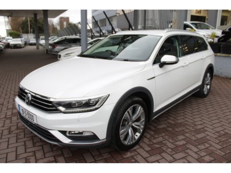 2019 Volkswagen Passat 2.0TDI 150BHP ALLTRACKEDITION 5DR ESTATE AUTOMATIC // STUNNING CAR WITH ONLY 108, 000 KMS // BUY WITH CONFIDENCE AA AND SIMI APPROVED DEALER 2025 // FINANCE ARRANGED // ALL TRADE INS WELCOME // €23,950 thumbnail