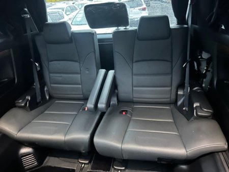 2015 Toyota Alphard - thumbnail 11