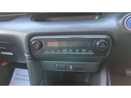 2020 Toyota Yaris Hybrid X Pack Automatic €14,950 thumbnail