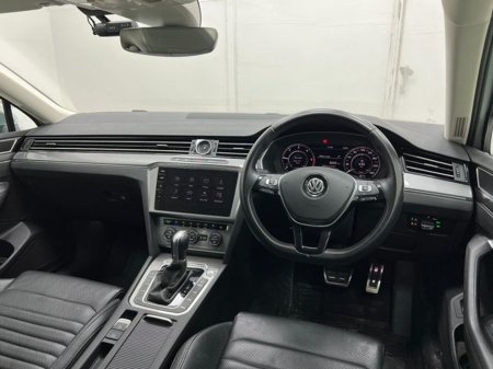 2018 Volkswagen Passat - thumbnail 25