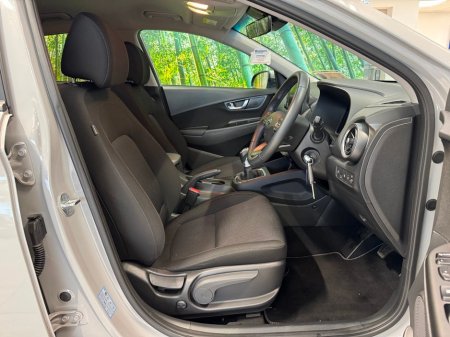 2023 Hyundai Kona 1.0 T-GDI Executive €24,995 thumbnail