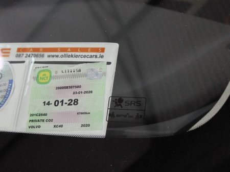 2020 Volvo XC40 - thumbnail 9
