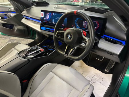 2025 BMW M5 - thumbnail 8