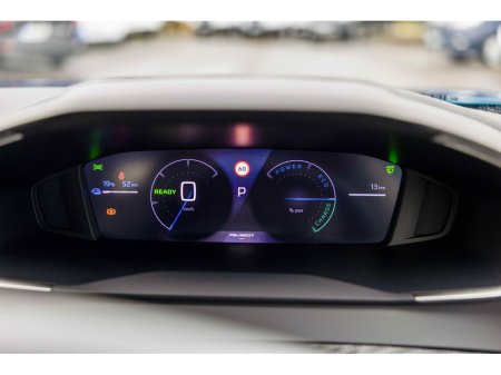 2026 Peugeot 2008 2026 Peugeot 2008 Electric 156bhp (54 kWh) Allure thumbnail