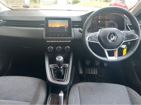 2022 Renault Clio - thumbnail 6