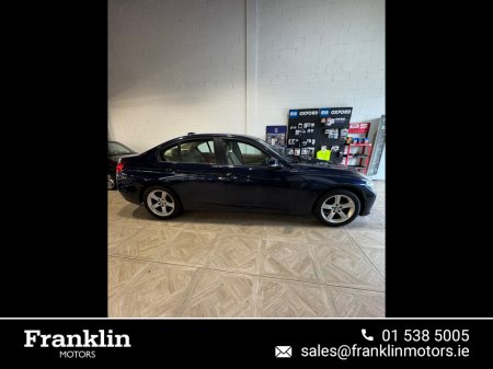 2014 BMW 3 Series - thumbnail 2