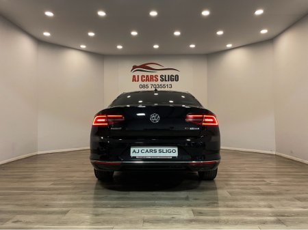 2015 Volkswagen Passat - thumbnail 8