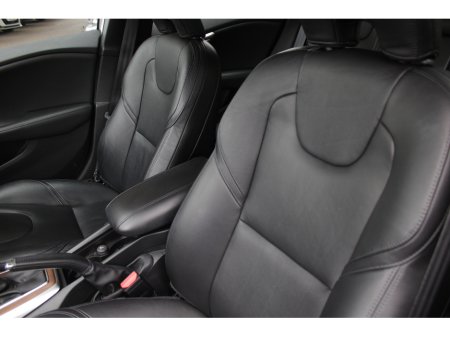 2017 Volvo V40 - thumbnail 21