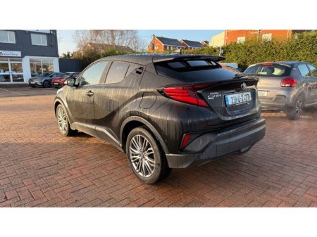 2023 Toyota C-HR Hybrid SOL 4DR Auto €26,990