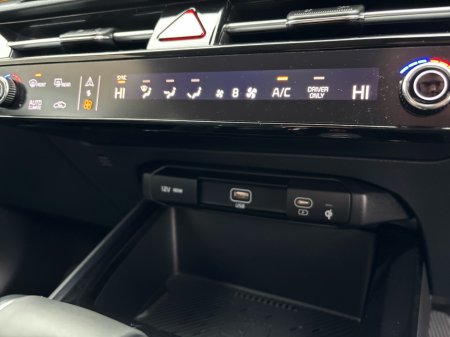 2025 Kia Niro HEV SEM €36,895 thumbnail