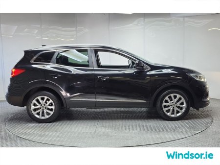2019 Renault Kadjar 1.3 TCE 140 GPF Iconic €17,995 thumbnail