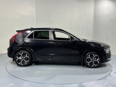 2023 Kia Niro - thumbnail 8