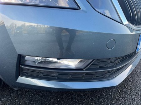 2019 Skoda Octavia C AMBITION 1.6 TDI 115HP 4DR thumbnail