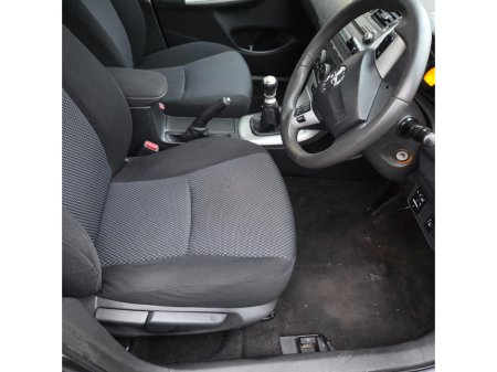 2011 Toyota Corolla 1.4 D-4D 4Dr Luna €6,999 thumbnail