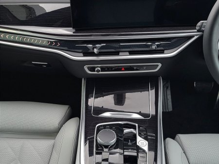 2026 BMW X5 - thumbnail 4