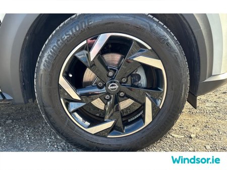 2025 Nissan Juke - thumbnail 16