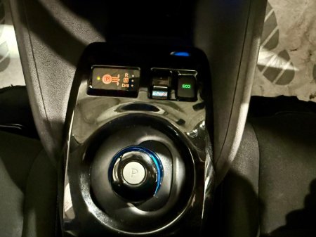 2022 Nissan Leaf 40K EV SV PREMIUM COLD PK 40KW MY2 €16,950 thumbnail