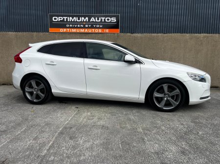 2014 Volvo V40 Volvo V40 T4  1.6 petrol auto €11,500