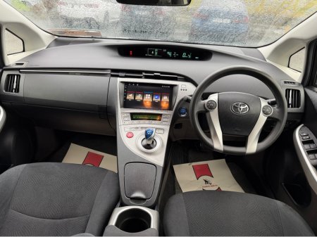 2015 Toyota Prius Self charge hybrid - High spec - Low mileage €9,890 thumbnail