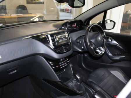 2016 Peugeot 2008 Allure 1.6 Blue HDI 100 4DR €7,499 thumbnail