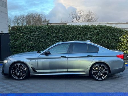2017 BMW 5 Series 530e M-SPORT COMPETITION 2.0 * HUGE SPEC * // FULL SERVICE HISTORY // LOW MILEAGE // OPENING SUNROOF // MASSAGE LEATHER SEATS €27,900 thumbnail