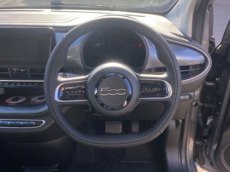 2025 Fiat 500e - thumbnail 16