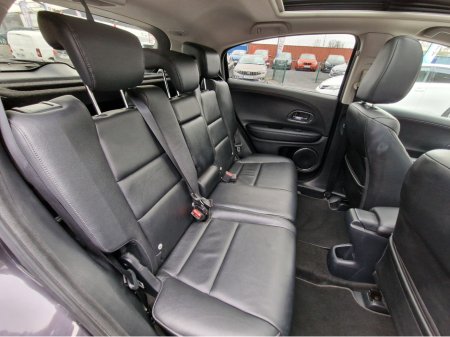 2017 Honda HR-V 1.5 VTEC AUTOMATIC-FULL LEATHER €13,450 thumbnail