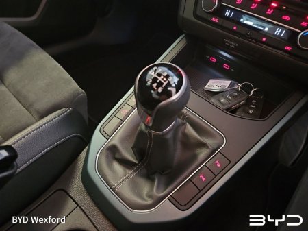 2022 SEAT Arona 1.0TSI 110hp Xperience €18,975 thumbnail